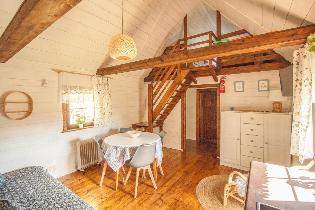 Holiday House Folwark Jelen Poniklica Exterior photo