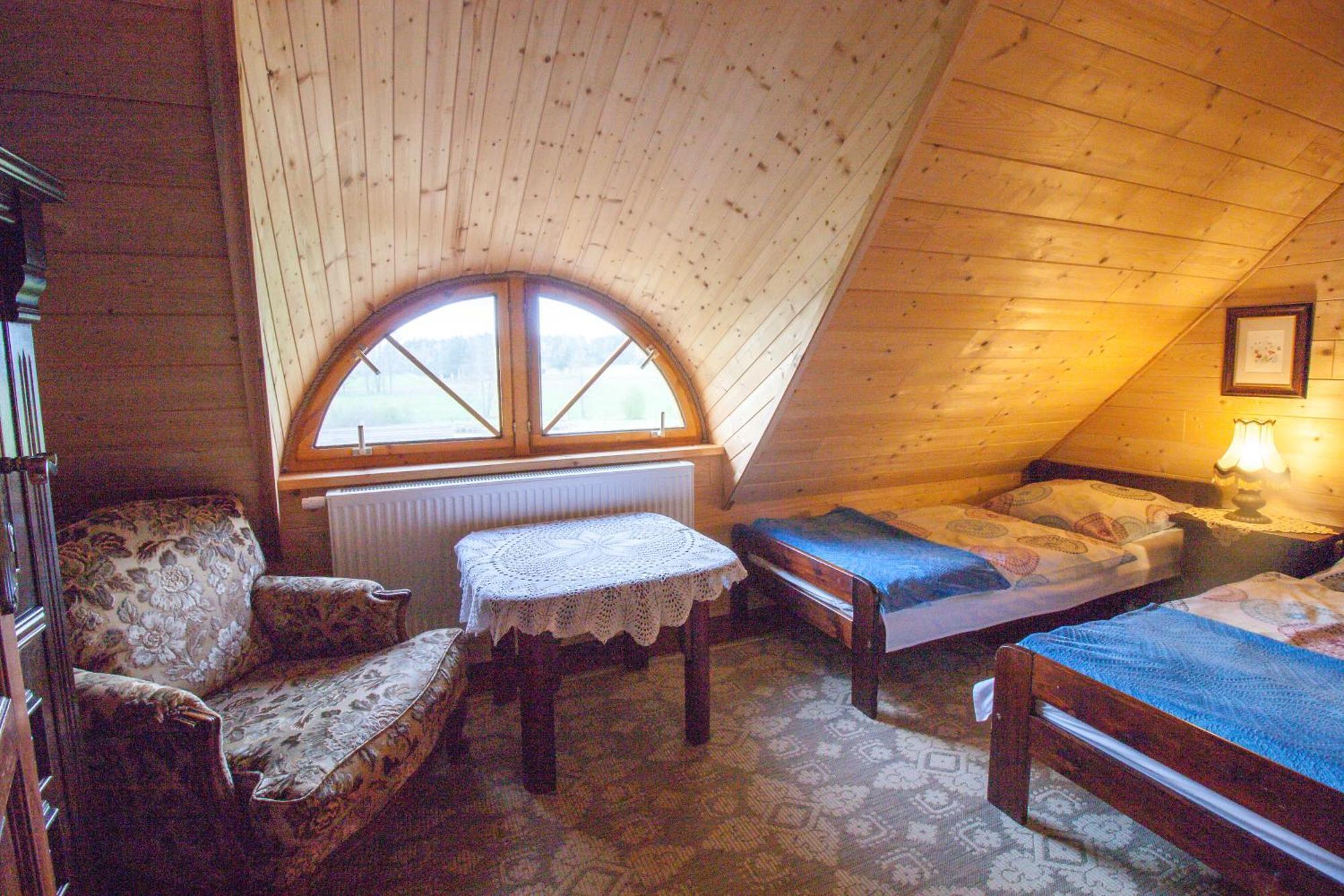 Holiday House Folwark Jelen Poniklica Exterior photo